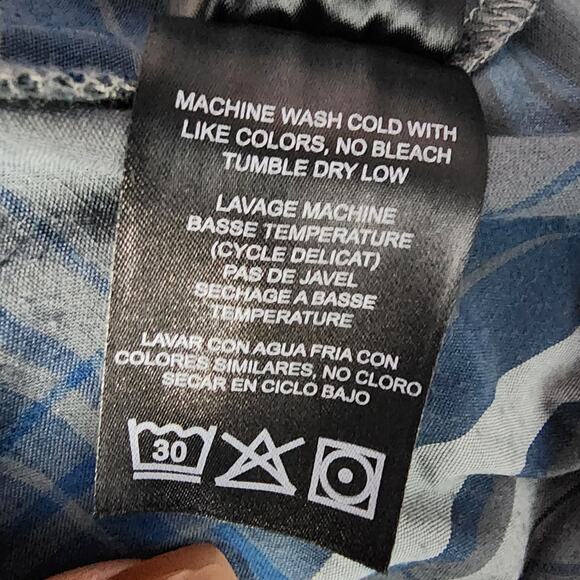 Kuhl Blue and Gray Plaid Short Sleeve Button Up Collared Shirt | Men's Small - Picture 12 of 13